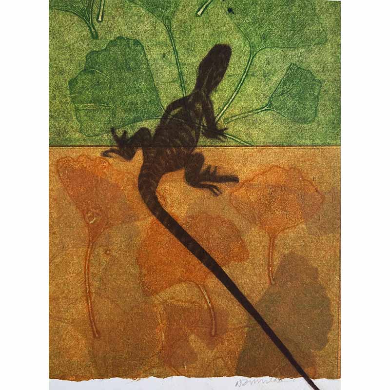 Lizard with Ginko Leaves
